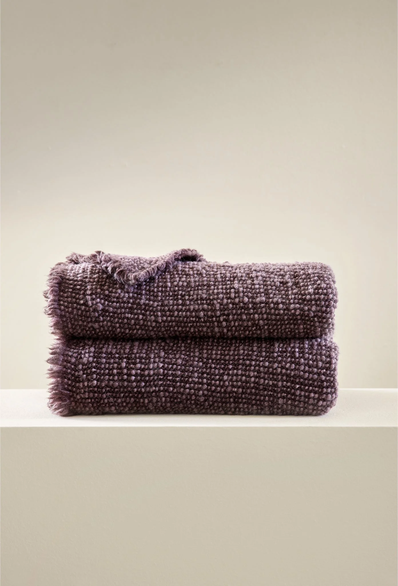 Blanket - Wooly - Plum - 180cm x 130cm - Image 3